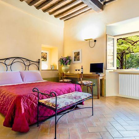 La Chiocarella Hotel Пиенца Екстериор снимка